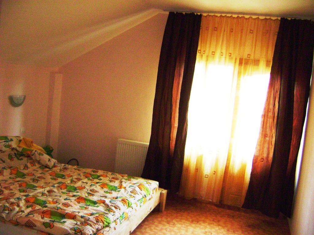 Casa Mora Hotel Sucevita Phòng bức ảnh